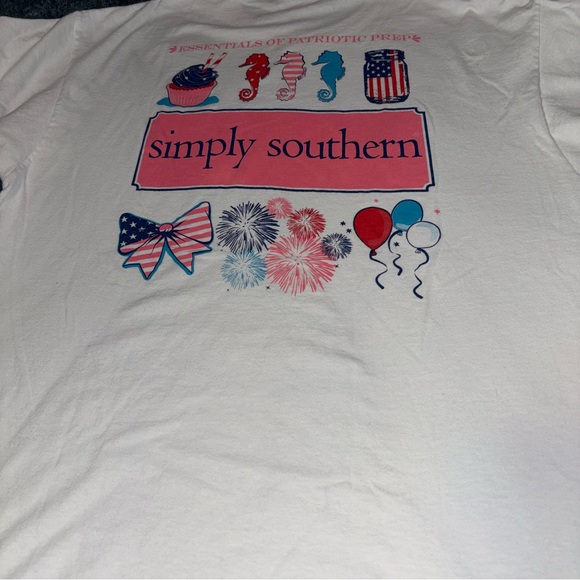 Pair of Simply Southern Short Sleeve Women’s Size XL T-shirts White and Blue - Picture 4 of 6